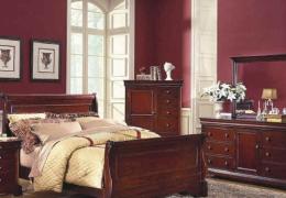 Bedroom in burgundy tones Bedroom with burgundy wallpaper
